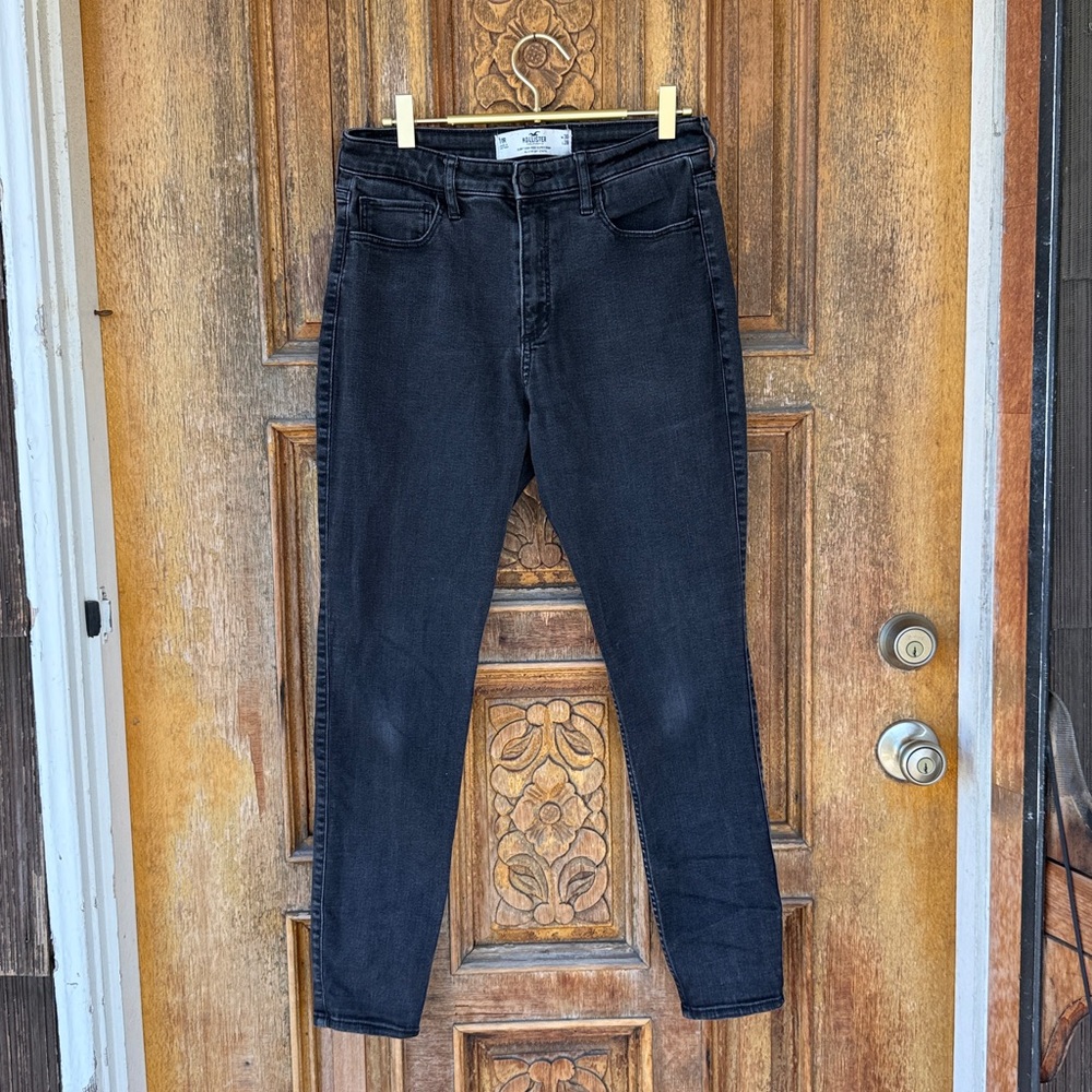 Hollister Curvy High Rise Super Skinny Black Jeans Size 30 Length 28